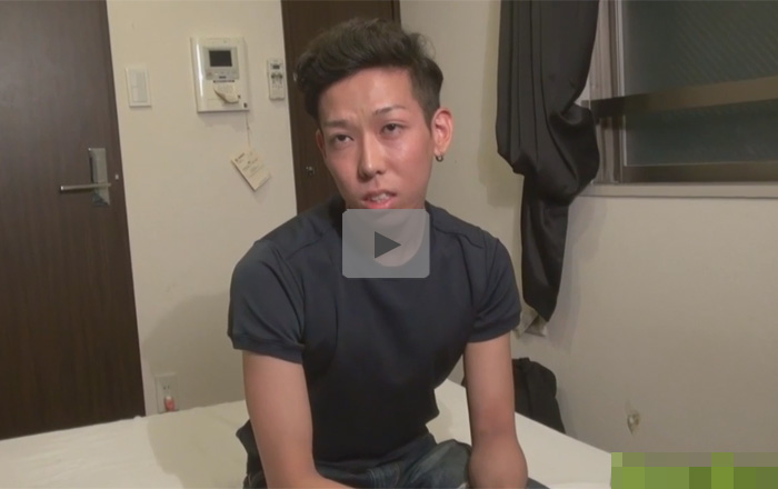 【無修正ゲイ動画】21歳のマイルドヤンキー風の男が電マを使いながらオナニーを楽しむ！